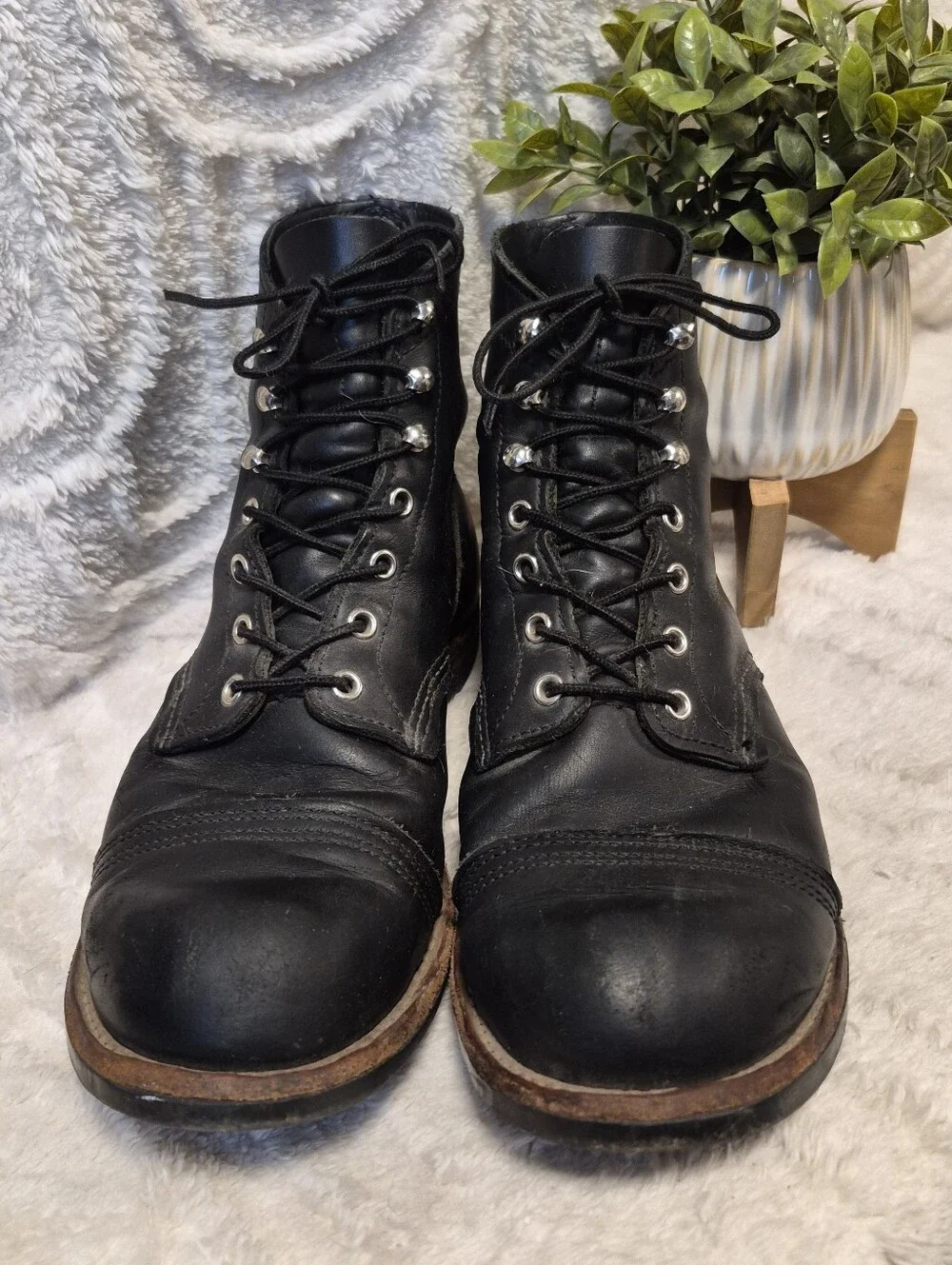 Red Wing Heritage Boots Iron Ranger 8084 Men's Sz 10.5 Black Leather